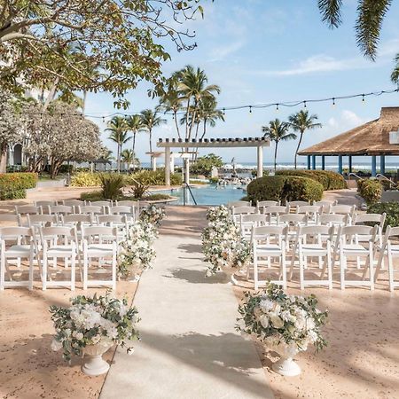 Embassy Suites by Hilton Dorado del Mar Beach Resort Exterior foto